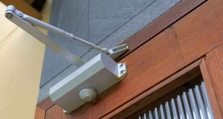 Automatic Door Opener Repair in Lauderdale Lakes, FL