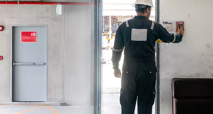 Emergency Fire Exit Door Repair in Lauderdale Lakes, FL