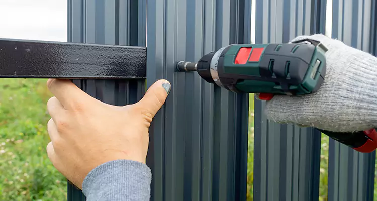 Metal Gate Repair in Lauderdale Lakes, FL