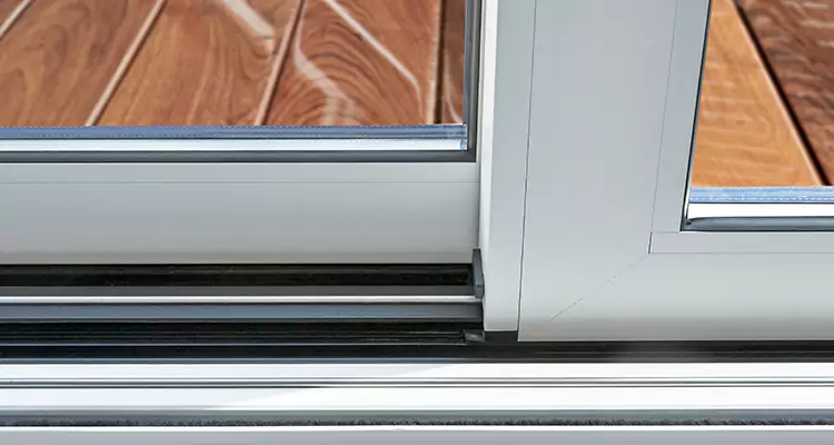 Patio Doors Leaking Water Issue Repair Services in Lauderdale Lakes, FL