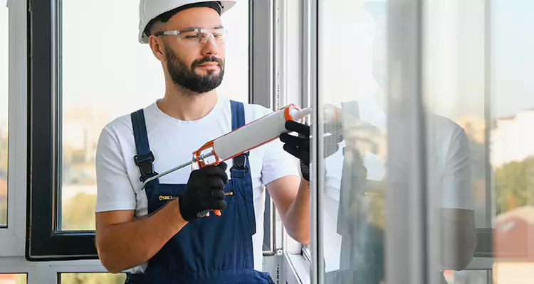 Window Frame Repair in Lauderdale Lakes, FL