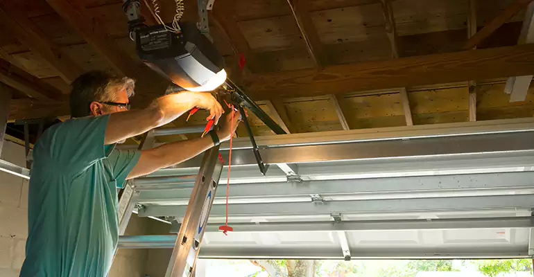 Chamberlain Garage Door Repair in Lauderdale Lakes, FL