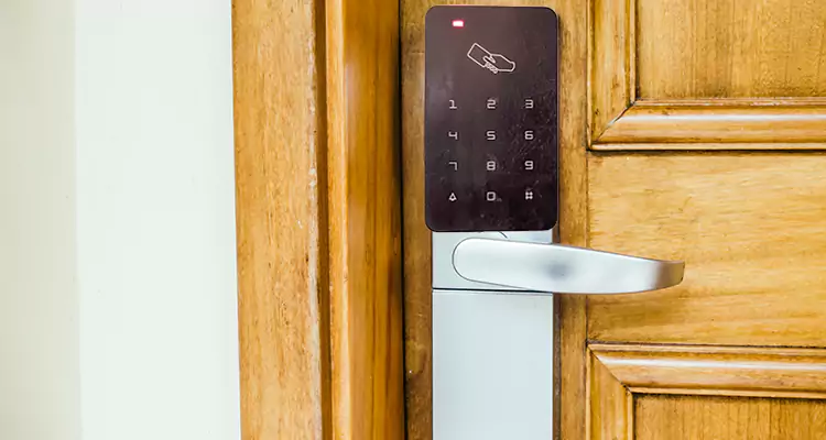 Keyless Hotel Door Locks Repair in Lauderdale Lakes, FL