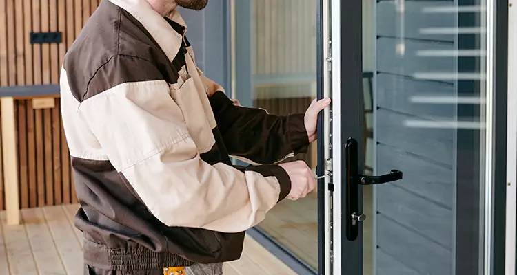 Fix Patio Screen Door Rollers in Lauderdale Lakes, FL