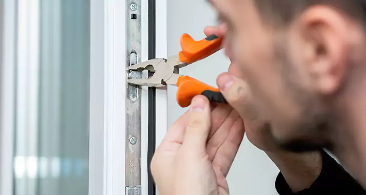 Patio Door Latch Repair in Lauderdale Lakes, FL
