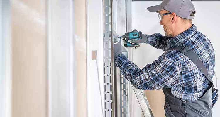 Sliding Patio Door Handle Repair in Lauderdale Lakes, FL