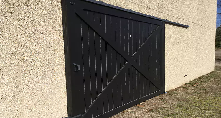 Sliding Barn Door Stuck Maintenance in Lauderdale Lakes, FL
